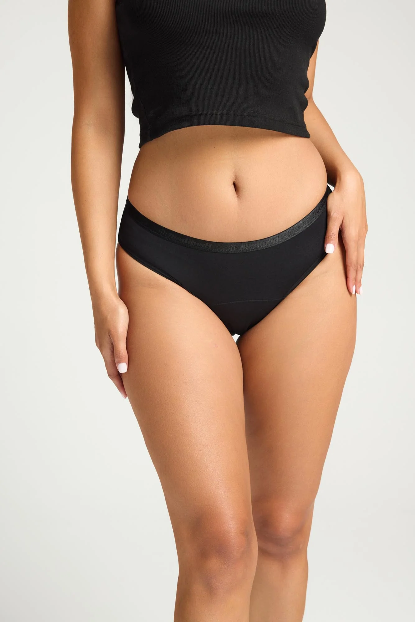 Classic Bikini Heavy-Overnight Black - Image 4