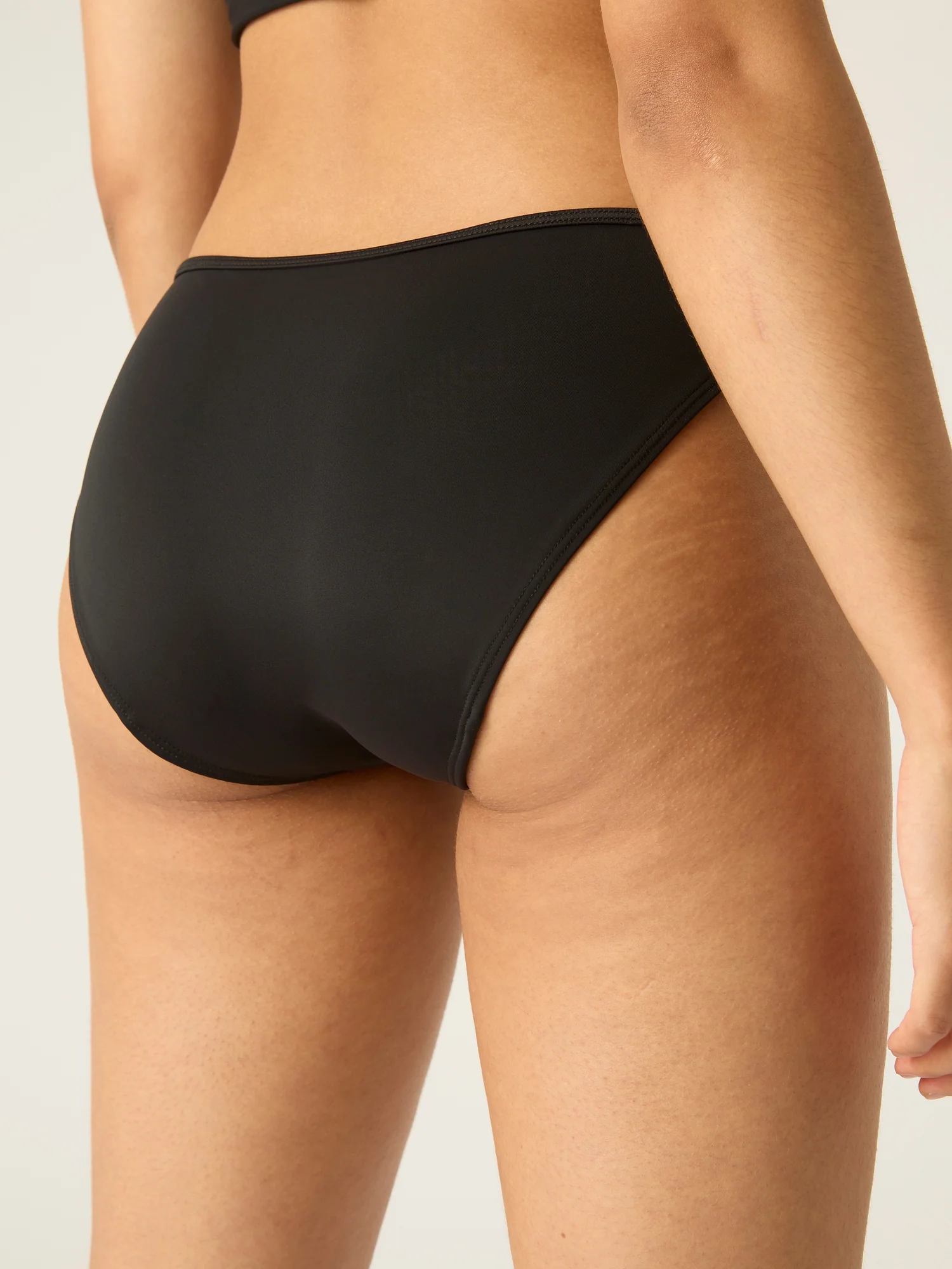The Worry-Free Period Swim Set - Image 6